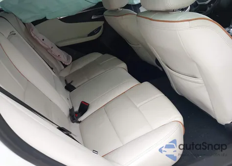 2018 Chevrolet Impala 2Lz из США, поврежденный, VIN 1G1125S35JU105381